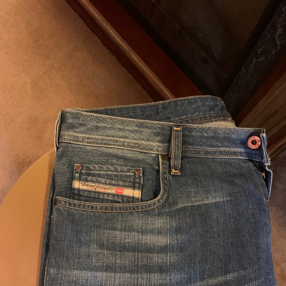 32 by 36 jeans